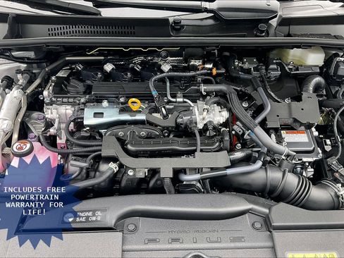 New 2026 Toyota Prius Plug-In Hybrid FWD image 14