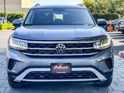 Used 2022 Volkswagen Atlas SE w/ Panoramic Sunroof Package
