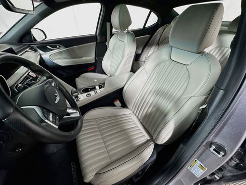 Used 2023 Genesis G70 2.0T w/ Sport Prestige Package image 16