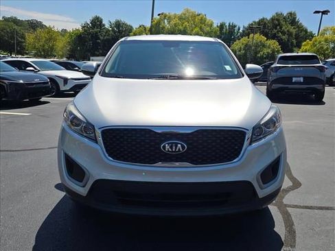 Used 2018 Kia Sorento L FWD image 8