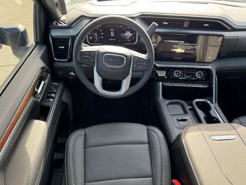 New 2026 GMC Sierra 2500 Denali w/ Technology Package image 14