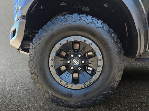 Used 2018 Ford F150 Raptor w/ Equipment Group 802A Luxury AWD/4WD image 36