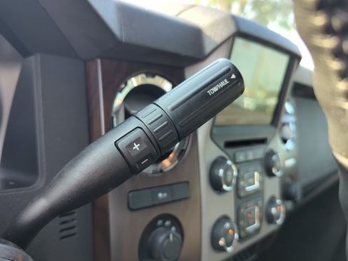 Used 2015 Ford F250 Lariat AWD/4WD image 19