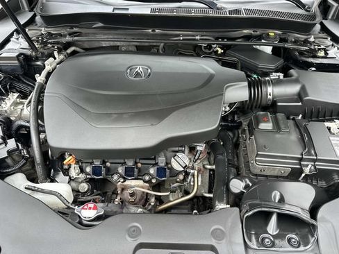 Used 2018 Acura TLX V6 SH-AWD w/ Technology Pkg image 10