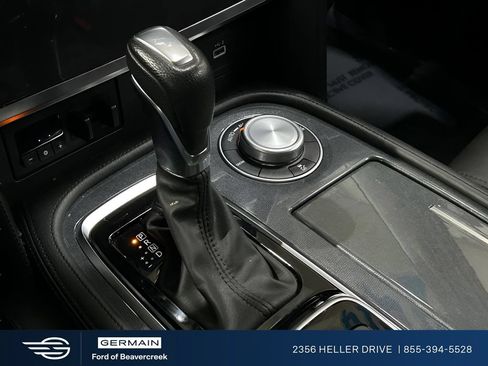 Used 2024 Nissan Armada SV AWD/4WD image 18