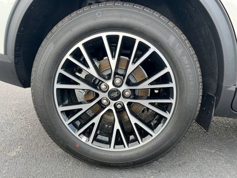 New 2026 Ford Escape SE FWD image 18