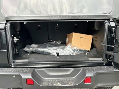 New 2025 Jeep Wrangler Sahara image 6