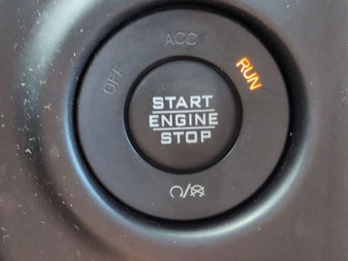 Used 2019 Jeep Wrangler Unlimited Sport S AWD/4WD image 27
