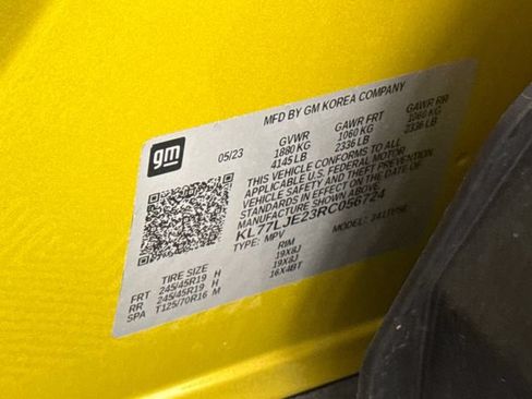 Used 2024 Chevrolet Trax RS w/ Sunroof Package FWD image 28