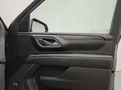 Used 2021 GMC Yukon SLT w/ SLT Premium Package RWD image 39