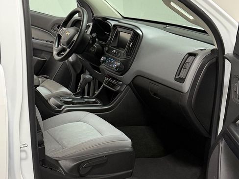 Used 2018 Chevrolet Colorado W/T w/ WT Convenience Package AWD/4WD image 11