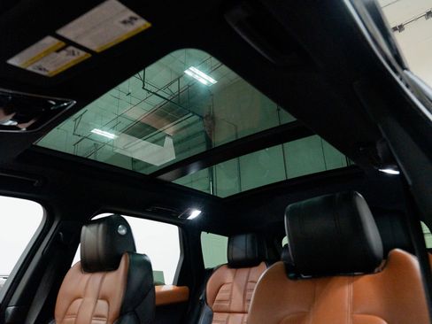 Used 2017 Land Rover Range Rover Sport Autobiography image 41