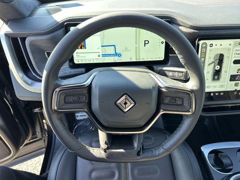 Used 2024 Rivian R1T Adventure Dual AWD/4WD image 17