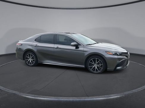 Certified 2024 Toyota Camry SE FWD image 2