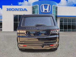 Used 2022 Jeep Grand Wagoneer Series II AWD/4WD video 2