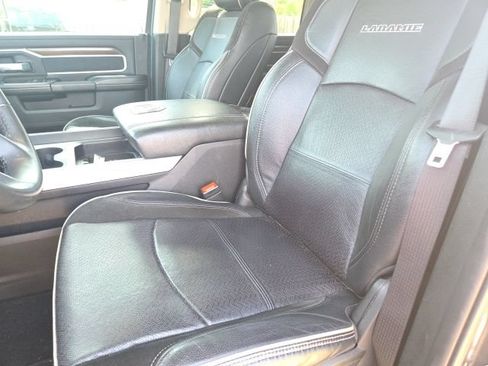 Used 2023 RAM 3500 Laramie AWD/4WD image 12