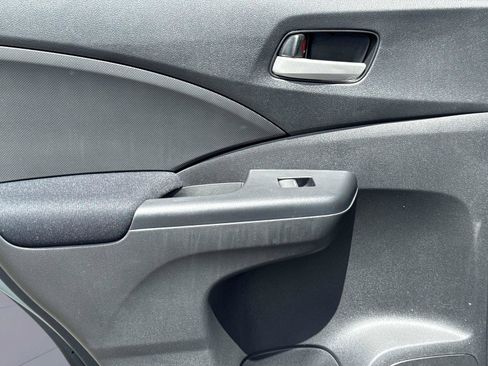 Used 2016 Honda CR-V SE image 12