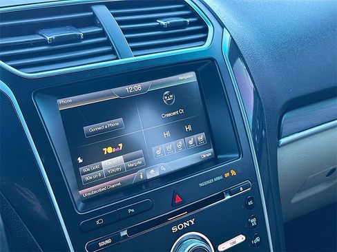 Used 2016 Ford Explorer Limited image 13