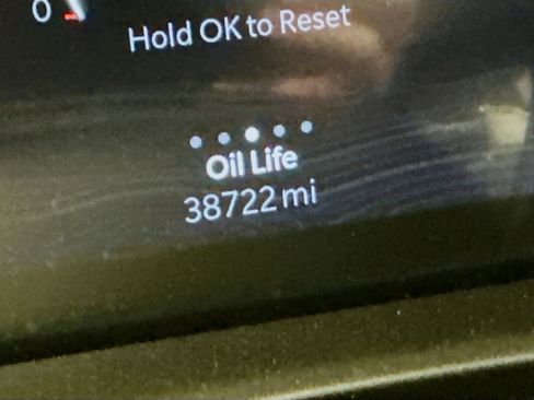 Used 2024 Jeep Grand Cherokee Limited image 19