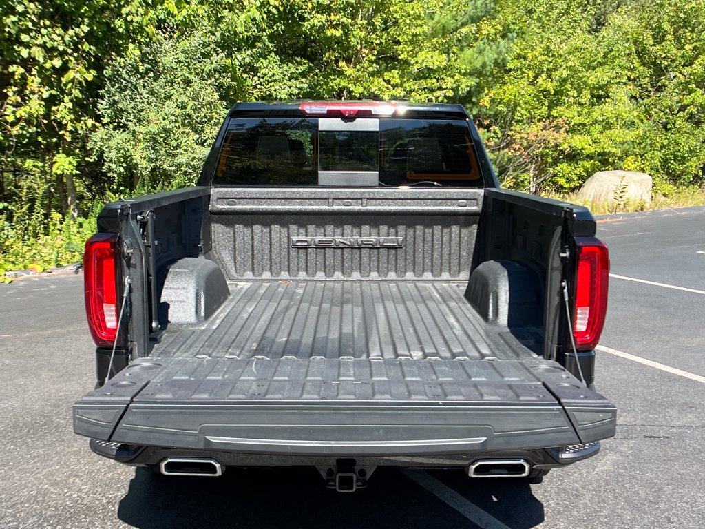 Used 2024 GMC Sierra 1500 Denali w/ Denali Reserve Package AWD/4WD image 23
