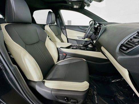 Used 2024 Lexus NX 350h NX 350h Premium image 8