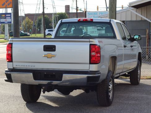 Used 2017 Chevrolet Silverado 2500 W/T AWD/4WD image 8