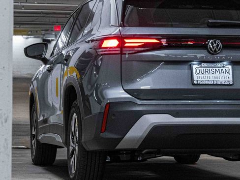 New 2025 Volkswagen Tiguan S image 5