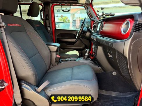 Used 2018 Jeep Wrangler Unlimited Rubicon AWD/4WD image 33