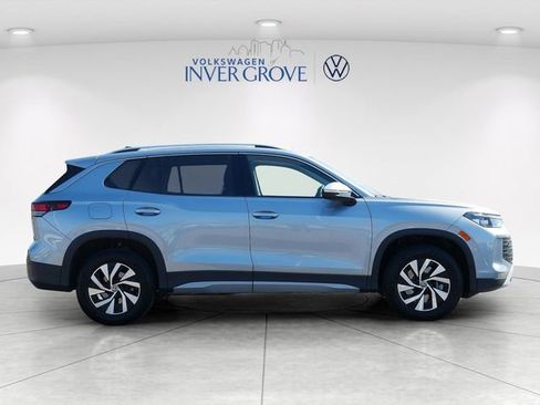 Used 2025 Volkswagen Tiguan S AWD/4WD image 8