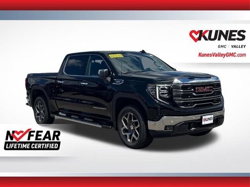 New 2026 GMC Sierra 1500 SLT w/ SLT Premium Plus Package AWD/4WD image 1
