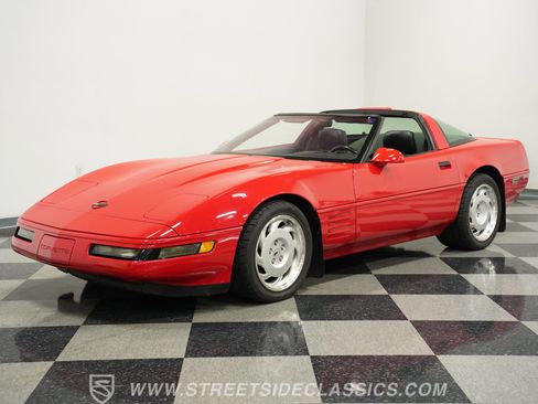 Used 1991 Chevrolet Corvette ZR-1 image 5
