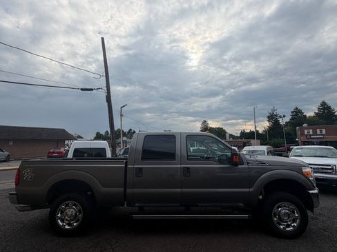 Used 2012 Ford F250 XLT w/ XLT Premium Pkg AWD/4WD image 7