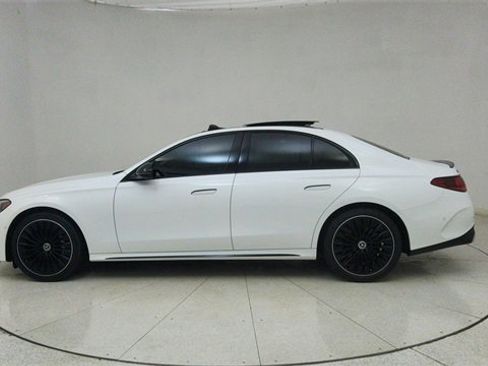 Used 2024 Mercedes-Benz E 450 4MATIC Sedan w/ Airmatic Package image 73