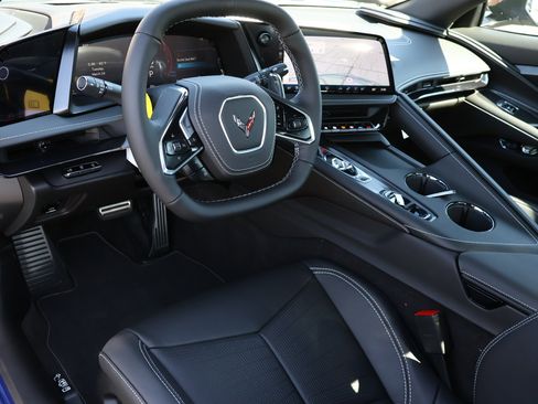 New 2026 Chevrolet Corvette Stingray Preferred Conv w/ 2LT RWD image 3