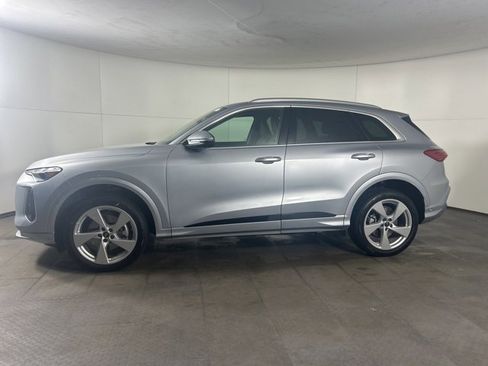 Used 2025 Audi Q5 Premium Plus w/ Premium Plus image 4