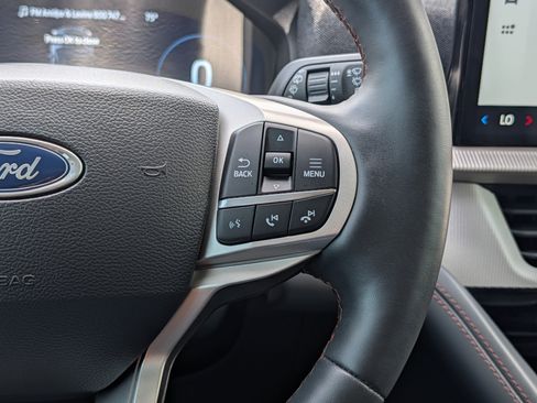 Certified 2025 Ford Explorer Active w/ Active Comfort Package RWD image 26