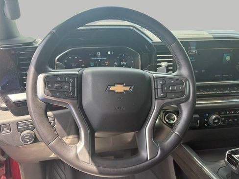 Used 2023 Chevrolet Silverado 1500 LTZ AWD/4WD image 38