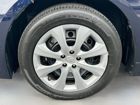 Used 2022 Toyota Corolla LE FWD image 28