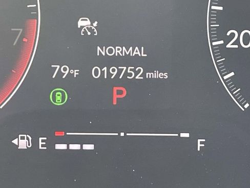 Used 2023 Honda Civic Sport image 25