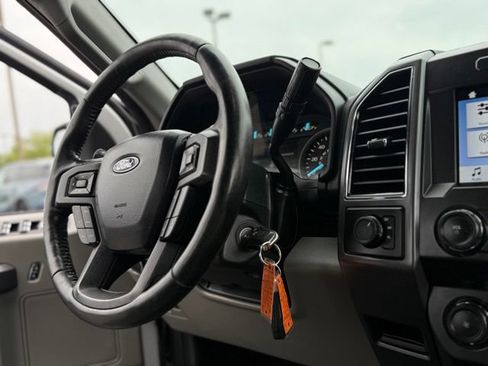 Used 2019 Ford F150 XLT w/ Equipment Group 302A Luxury AWD/4WD image 10