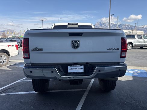 Used 2016 RAM 3500 Big Horn image 4