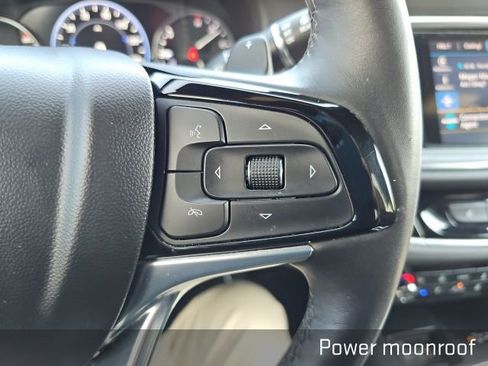 Used 2024 Buick Enclave Avenir w/ Avenir Technology Package image 40