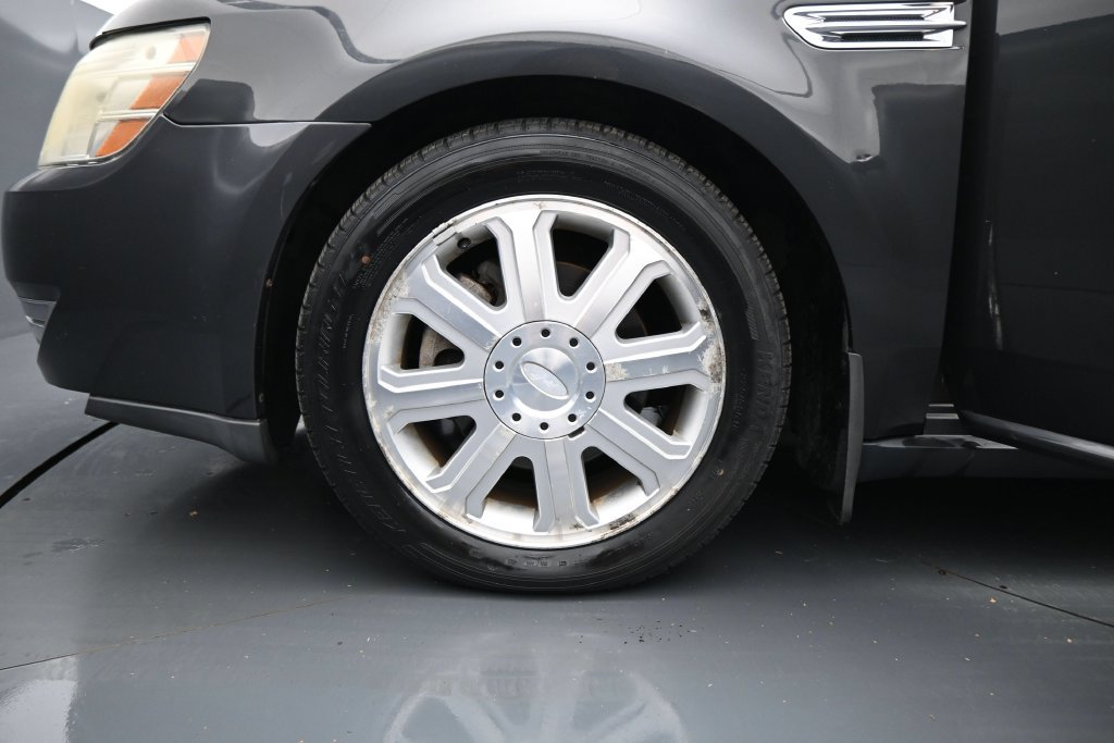 Used 2008 Ford Taurus Limited FWD image 27
