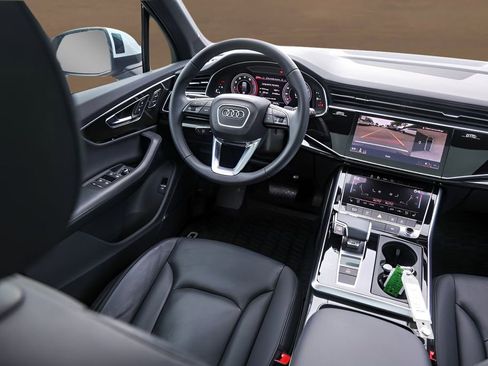 Used 2021 Audi Q7 3.0T Premium Plus image 27