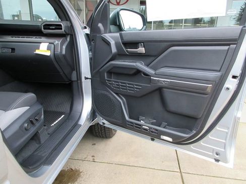 New 2025 Toyota Tacoma TRD Off-Road image 27