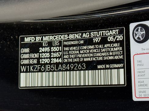 Used 2020 Mercedes-Benz E 450 4MATIC Sedan w/ Parking Assistance Package image 35
