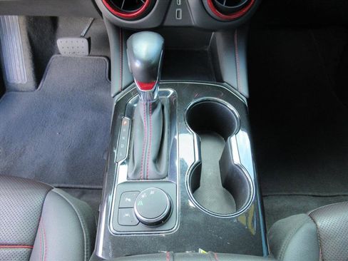 Used 2022 Chevrolet Blazer RS w/ Enhanced Convenience Package image 21