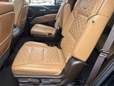 Used 2022 Cadillac Escalade Sport AWD/4WD image 16