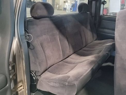 Used 2000 Chevrolet Silverado 2500 LS RWD image 29