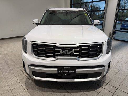 Used 2024 Kia Telluride S w/ S Sunroof Package image 8